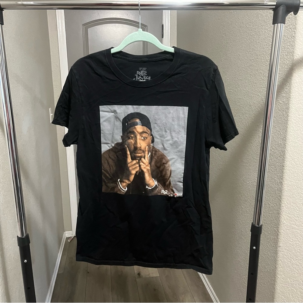 Tupac Poetic Justice Graphic T-Shirt • Medium